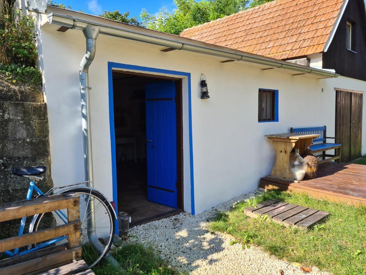 Apartman Prace Apartment Bagian luar foto