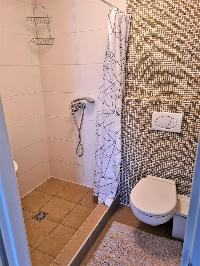 Apartman Prace Apartment Bagian luar foto