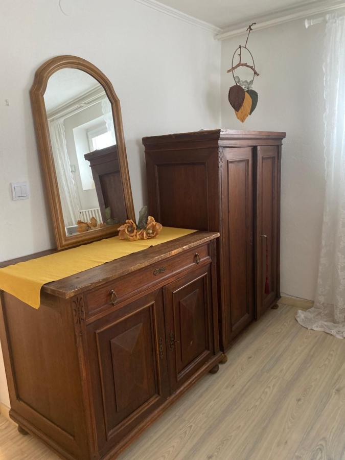 Apartman Prace Apartment Bagian luar foto