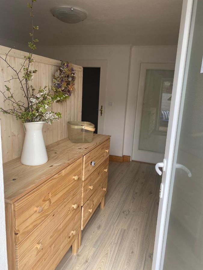 Apartman Prace Apartment Bagian luar foto