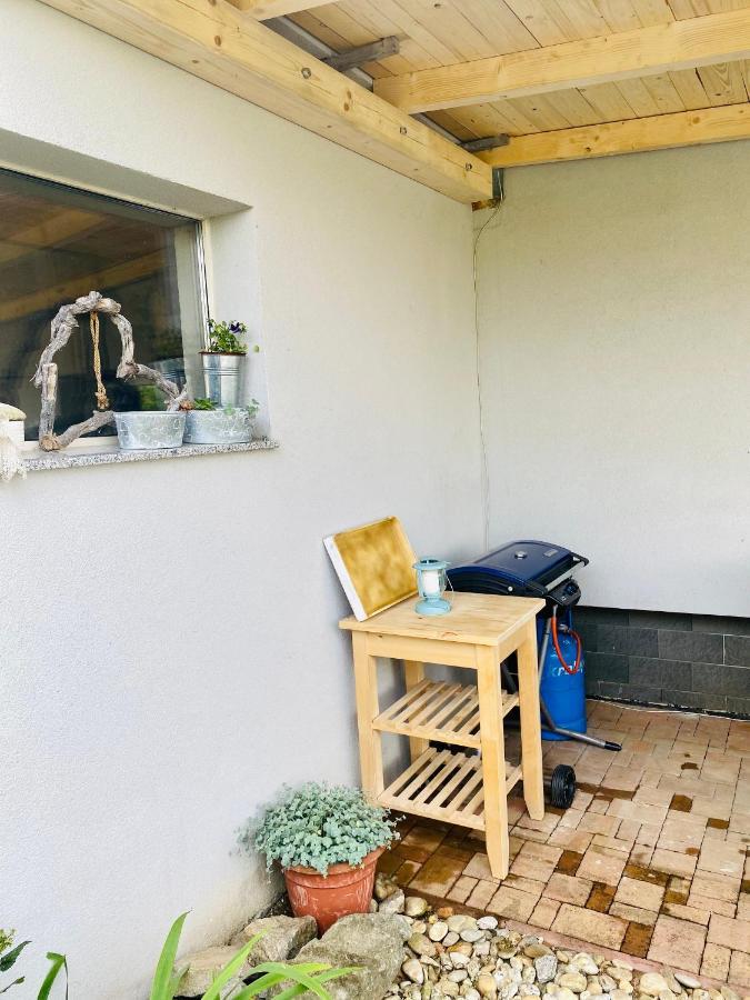 Apartman Prace Apartment Bagian luar foto